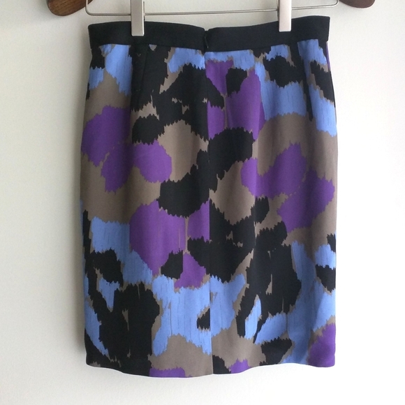Banana Republic tulip wrap mini skirt - Picture 2 of 4